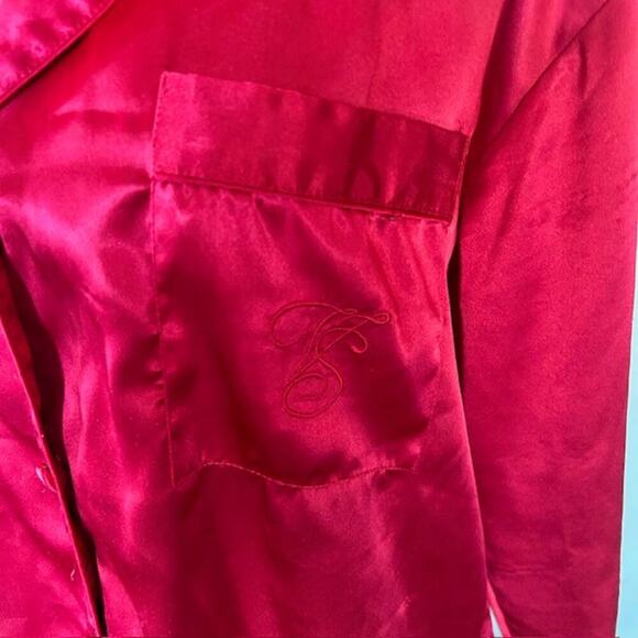 Vintage Victoria’s Secret Gold Label Red Satin Night Shirt – Size P/S – READ - Picture 2 of 8